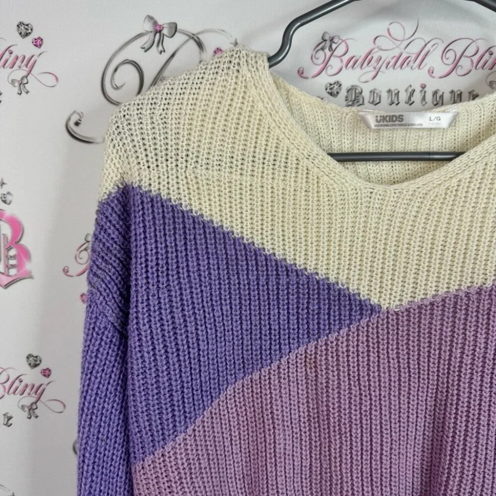Ukids sweater knit color block knitted Elegant Purple and Cream V-Neck Sweater